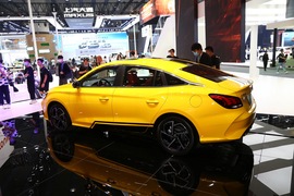   MG5潮越青奢限定版 广州车展实拍