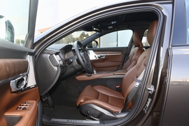   2021款 沃尔沃V90 Cross Country T5 AWD 智尊版