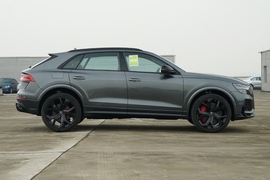  2021款 奥迪RS Q8 4.0T 尊享版