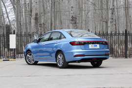   2021款启辰D60 PLUS 1.6L XV CVT智领版