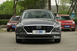   2021款 现代名图 1.8L CVT精英版GLX