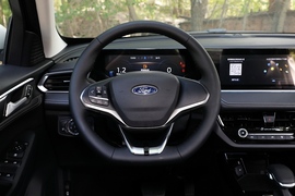   2021款福特福睿斯 1.5L 手自一体 铂金版