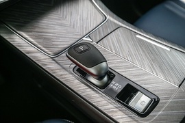   2021款启辰大V 260T天王版