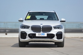   2021款宝马X5 xDrive40i 尊享型 M运动套装 改款