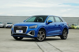   2022款奥迪Q2L  35TFSI时尚动感型