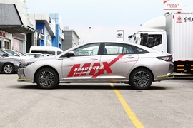   2021款东风风神奕炫MAX 超能型爸·混动版