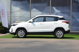   2021款BEIJING-X3 1.5T CVT荣耀版PLUS