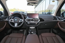   2022款宝马X3  xDrive 25i M运动套装