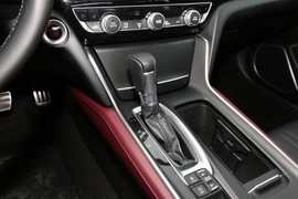   2022款本田英仕派 260TURBO 精耀版