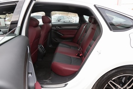   2022款本田英仕派 260TURBO 精耀版