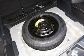   2021款起亚智跑 Ace 2.0L 精彩版