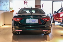 正后