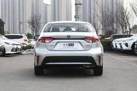   2022款丰田雷凌 双擎 1.8H E-CVT领先版