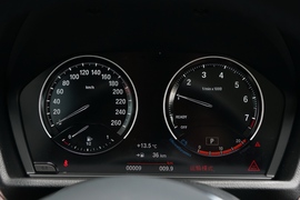   2022款宝马X1 sDrive20Li 时尚型