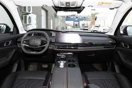   2022款长安UNI-K新能源 蓝鲸iDD 1.5T 尊贵型