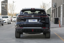   2022款长安UNI-K新能源 蓝鲸iDD 1.5T 尊贵型