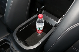   2021款丰田威兰达新能源 高性能版 2.5L 两驱劲擎版