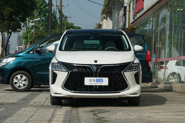   2022款东风风行·游艇 1.5T DCT扬帆版