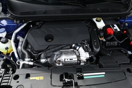   2022款标致408 1.6T顶配型