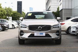   2023款沃尔沃XC60 B5 四驱智远豪华版