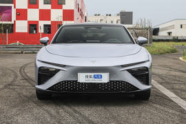   2022款哪吒S 纯电 715km 后驱大版