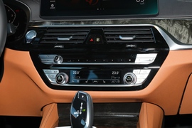   2022款宝马6系GT 630i M运动套装
