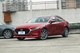   2022款马自达3 昂克赛拉 2.0L 自动质雅版