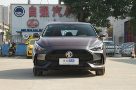   2022款名爵5 180DVVT CVT青春豪华版