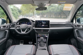   2023款大众途观L 330TSI 自动两驱R-Line旗舰版