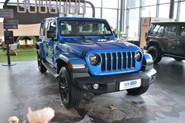   2022款Jeep牧马人 2.0T 高地四门版