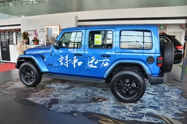   2022款Jeep牧马人 2.0T 高地四门版