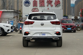   2022款名爵ZS 180DVVT 手动全球百万858版