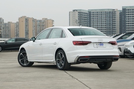   2023款奥迪A4L 40 TFSI 时尚动感型