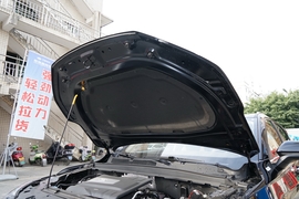   2023款奔腾T77 1.5T 自动豪华型
