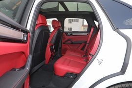   2023款保时捷 Cayenne S 2.9T 铂金版