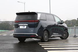   2022款腾势D9 EV 600 四驱旗舰型