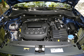   2023款大众途岳 330TSI 四驱月尊版