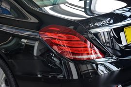   2014款奔驰S400L豪华型