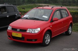   2009款天津一汽威志两厢