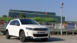   雪铁龙C3-XR 2014巴黎车展实拍