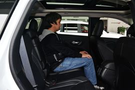   2014款Jeep自由光2.4L都市版