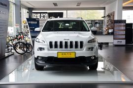   2014款Jeep自由光2.4L都市版