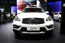   2014款国产英菲尼迪QX50车展解读