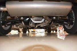 2015款路虎神行者2 2.0T Si4 HSE Luxury汽油版