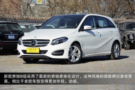   2015款奔驰B200到店实拍