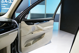   宝马X5 xdrive40e实拍