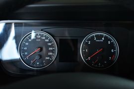   2015款华颂7 2.0T自动豪华型
