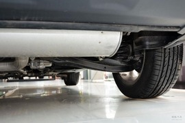   2014款Jeep自由光2.4L豪华版