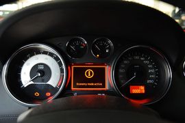   2014款标致RCZ 1.6T豪华优雅型