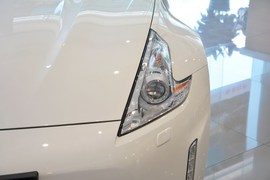 2015款日产370Z 3.7L Coupe